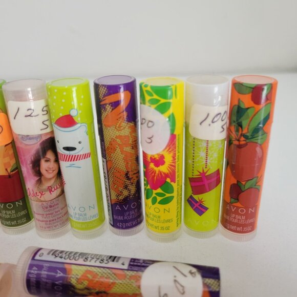 Avon Lip Balm Mixed Variety Lot of 16 SEALED New Old Stock *Stickers on Some* - Picture 5 of 7